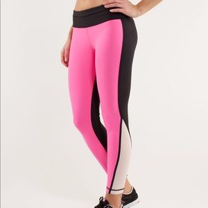 Lululemon Pinkalicious Run- Pace Tight. Size 6
